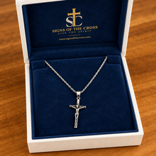 Load image into Gallery viewer, Crucifix Pendant