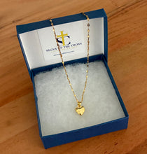 Load image into Gallery viewer, Small Heart Locket