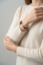 Load image into Gallery viewer, Tiger Eye Open Bracelet