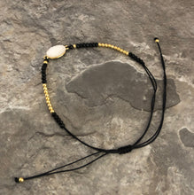 Load image into Gallery viewer, Onyx Mother Of Pearl Bracelet