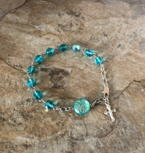 Load image into Gallery viewer, Glass Bracelets