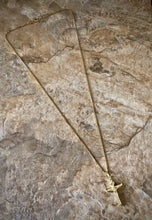 Load image into Gallery viewer, Crucifix Pendant Necklace