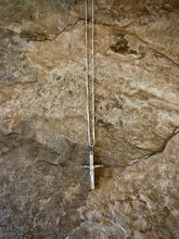 Load image into Gallery viewer, Crucifix Pendant
